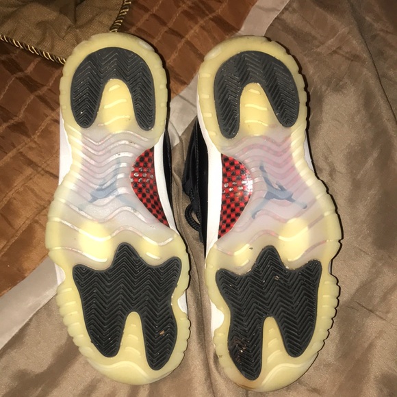 Jordan “72-10” 11s - Picture 5 of 5